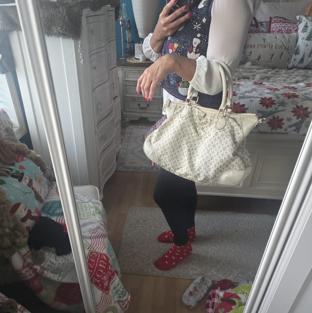 LV Cream & Blue Bah